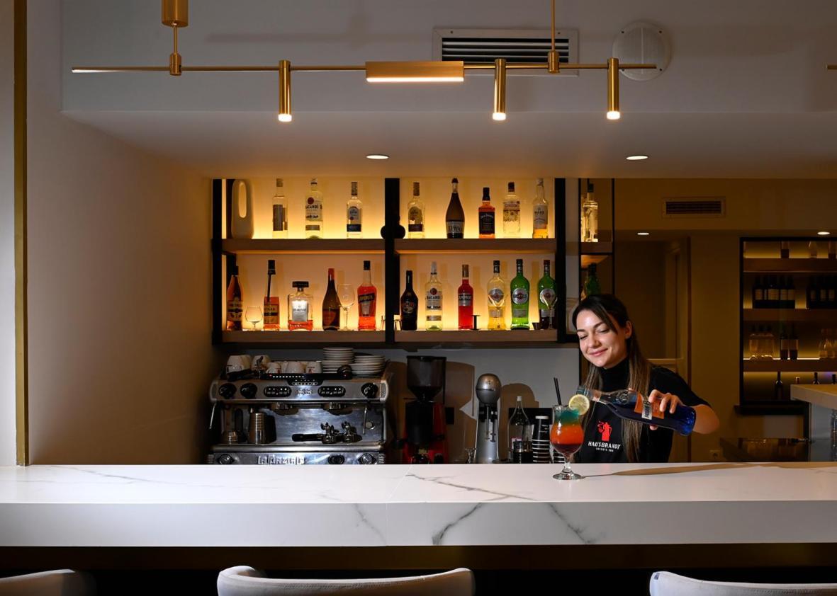 Apollon Hotel Tolo Ngoại thất bức ảnh