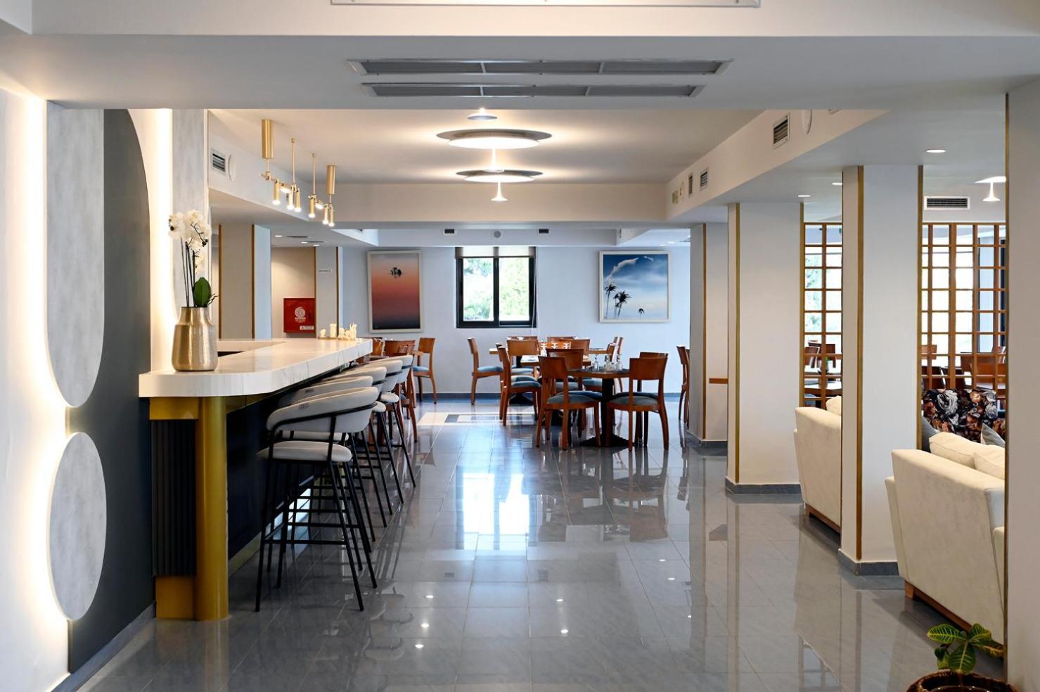 Apollon Hotel Tolo Ngoại thất bức ảnh